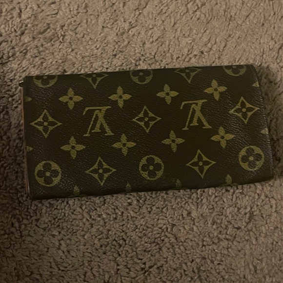 Authentic Louis Vuitton Monogran LV Logo Sarah Long Zip Brown Wallet - Picture 8 of 13